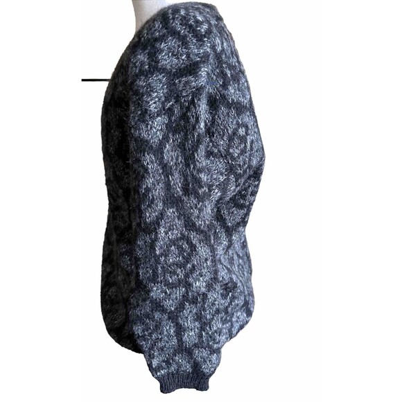 United Colours Of Benetton Sweater V Neck L Italy 3/4 Sleeves Black Grey VTG - Picture 2 of 11